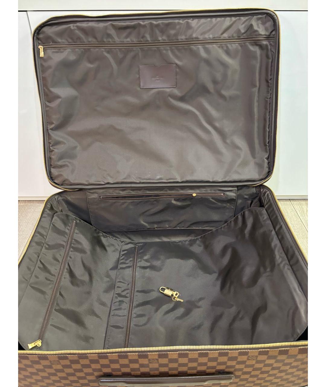 LOUIS VUITTON Коричневый кожаный чемодан, фото 4