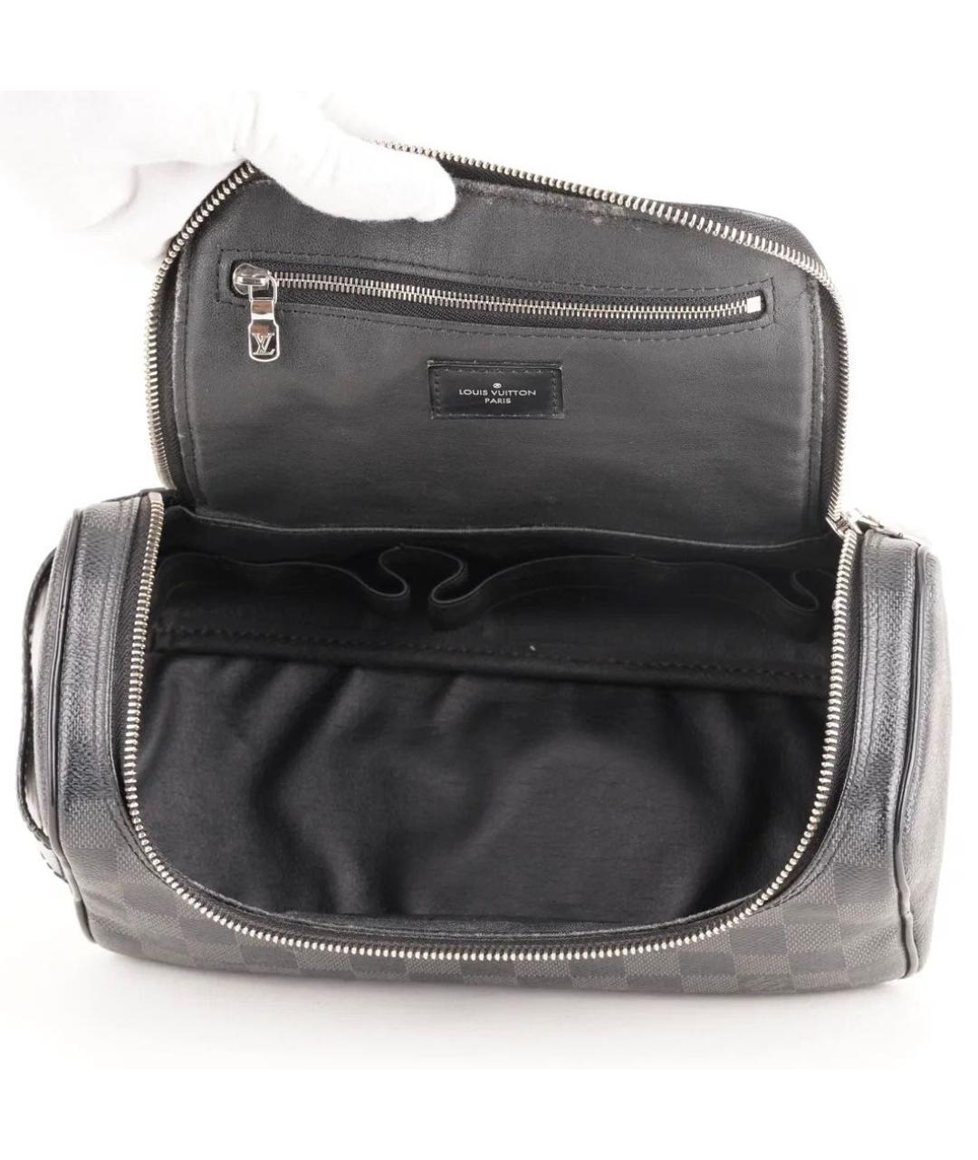 LOUIS VUITTON Черная кожаная косметичка, фото 6