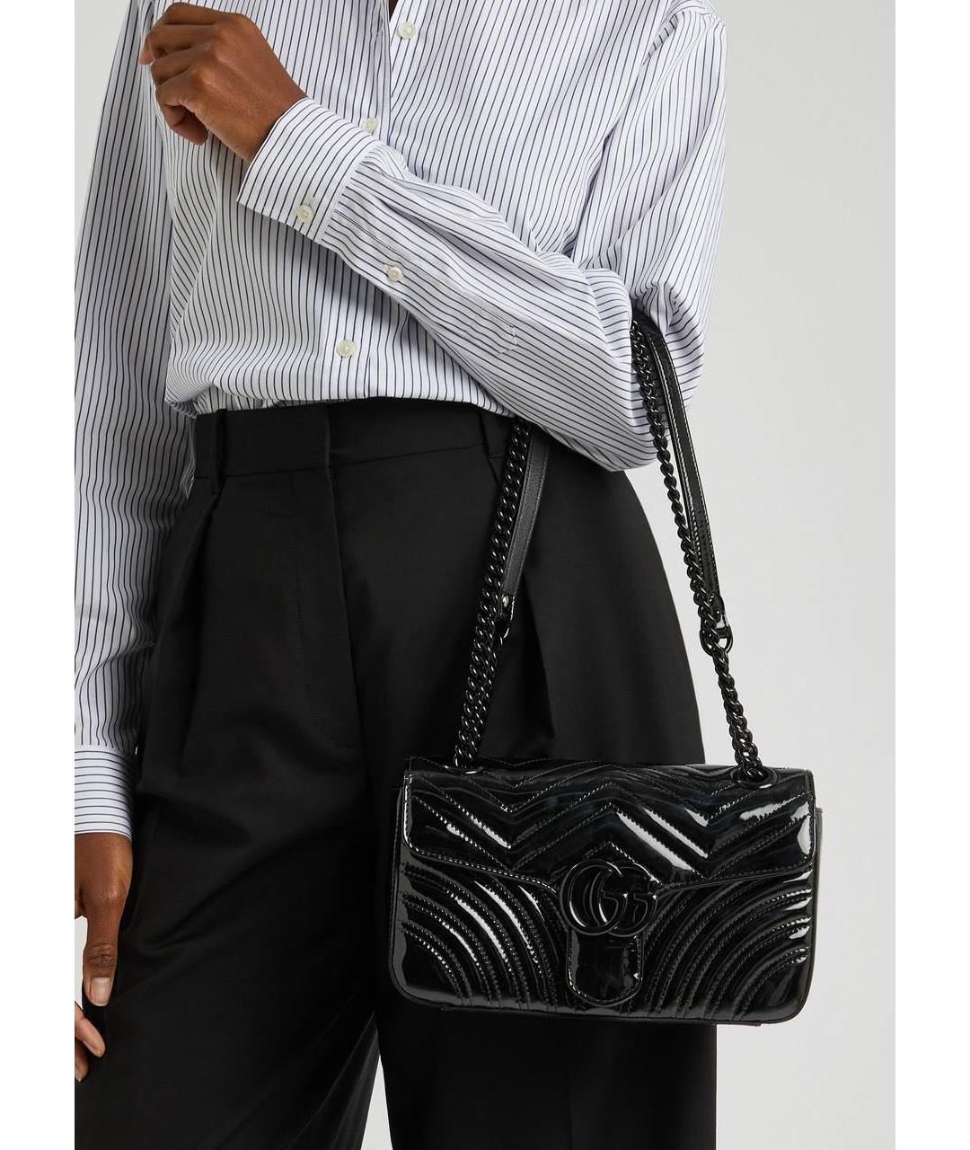 GUCCI Черная сумка через плечо из лакированной кожи, фото 2