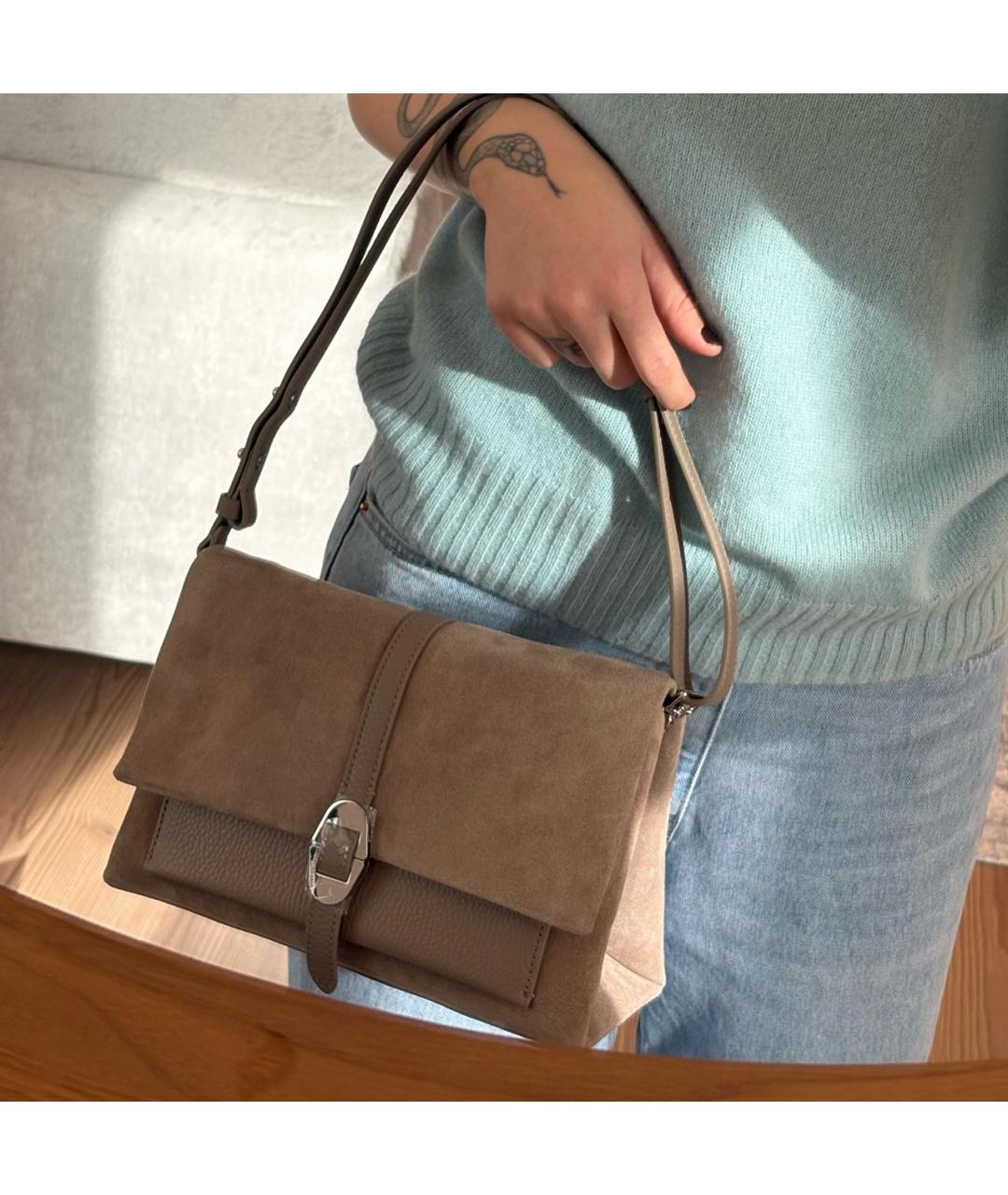 COCCINELLE Бежевая замшевая сумка через плечо, фото 2