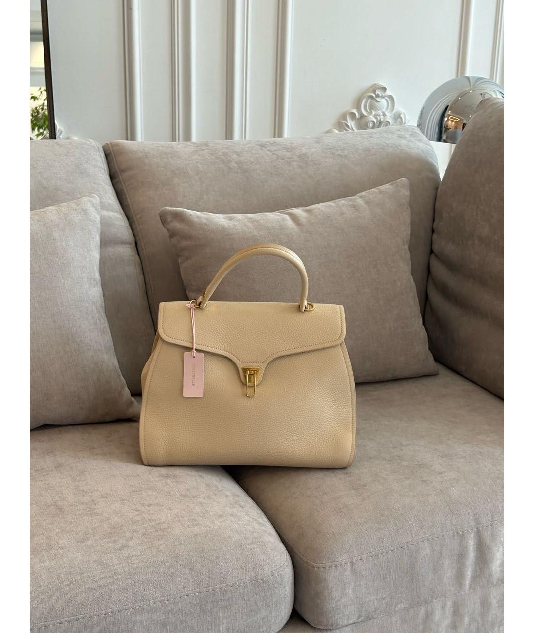 COCCINELLE Бежевая кожаная сумка с короткими ручками, фото 5