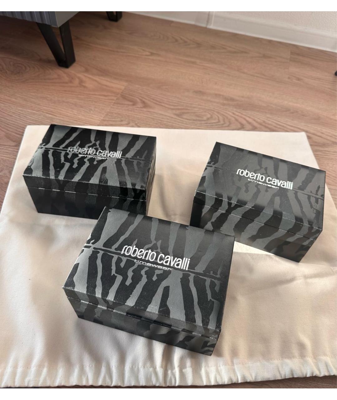 ROBERTO CAVALLI Золотые металлические часы, фото 5