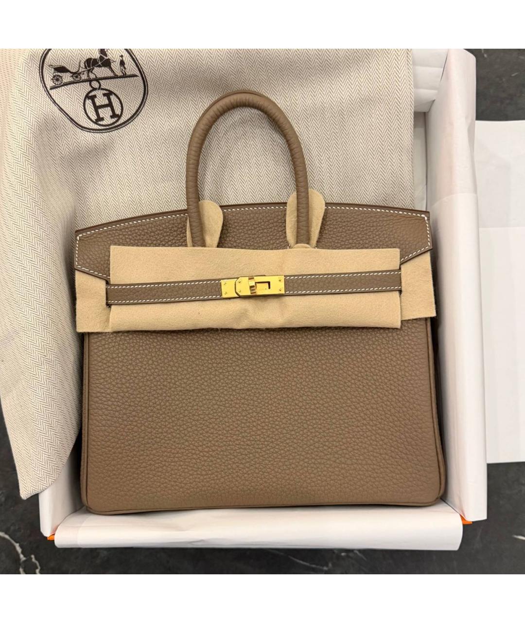 HERMES Бежевая кожаная сумка с короткими ручками, фото 2