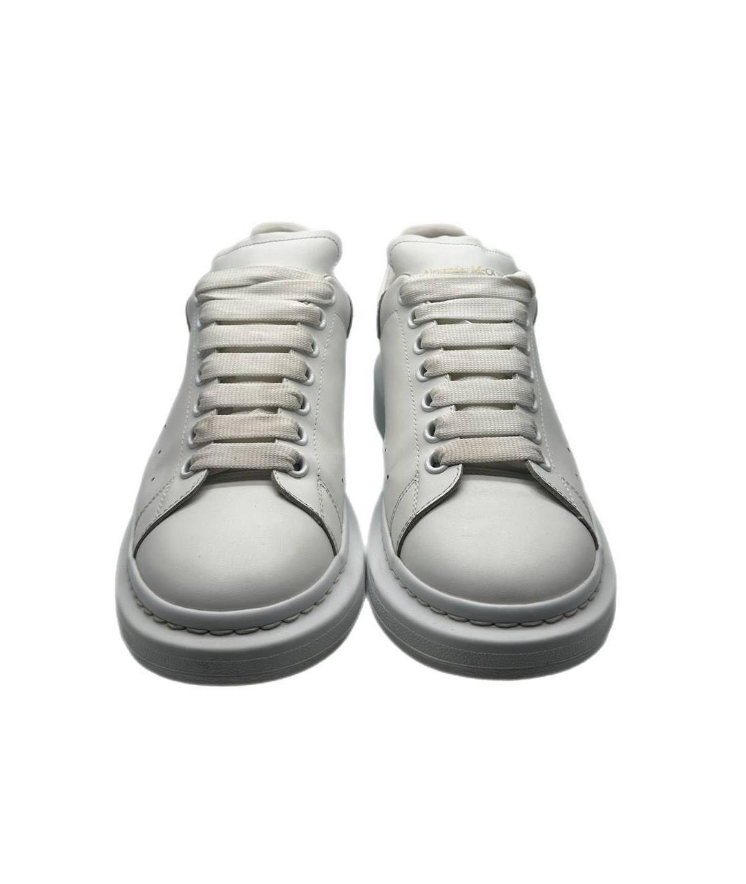 ALEXANDER MCQUEEN Белые кожаные низкие кроссовки / кеды, фото 2