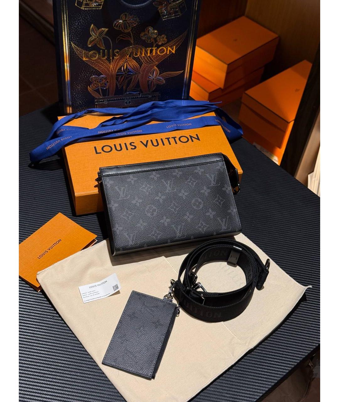 LOUIS VUITTON Черная кожаная сумка на плечо, фото 2