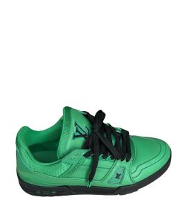 LOUIS VUITTON Кроссовки