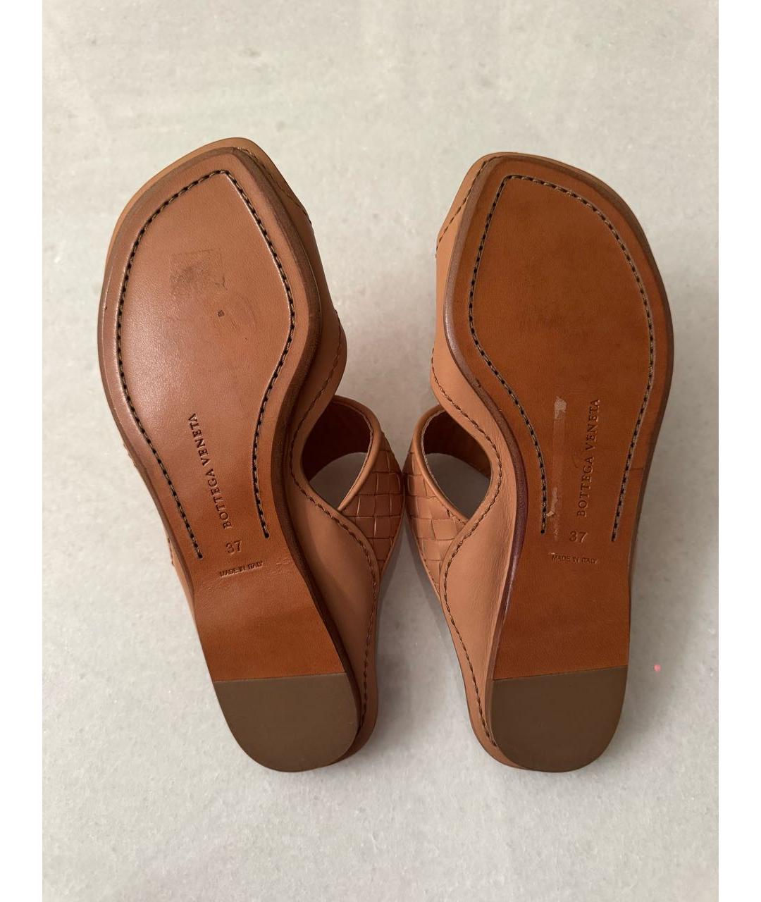 BOTTEGA VENETA Коричневые кожаные шлепанцы, фото 6