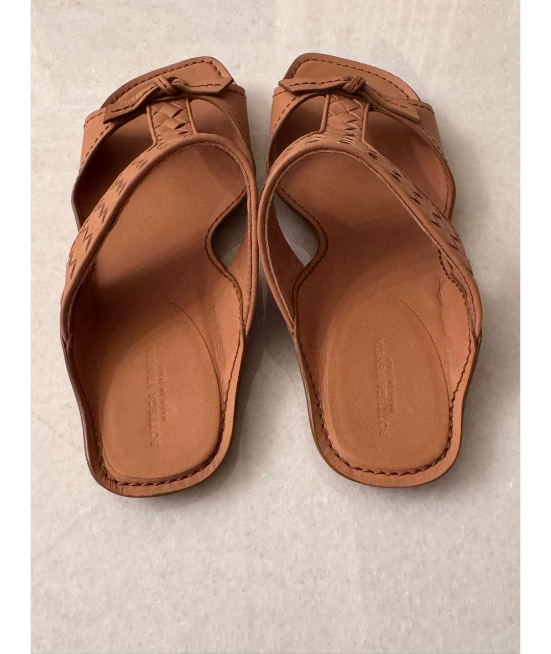 BOTTEGA VENETA Коричневые кожаные шлепанцы, фото 3