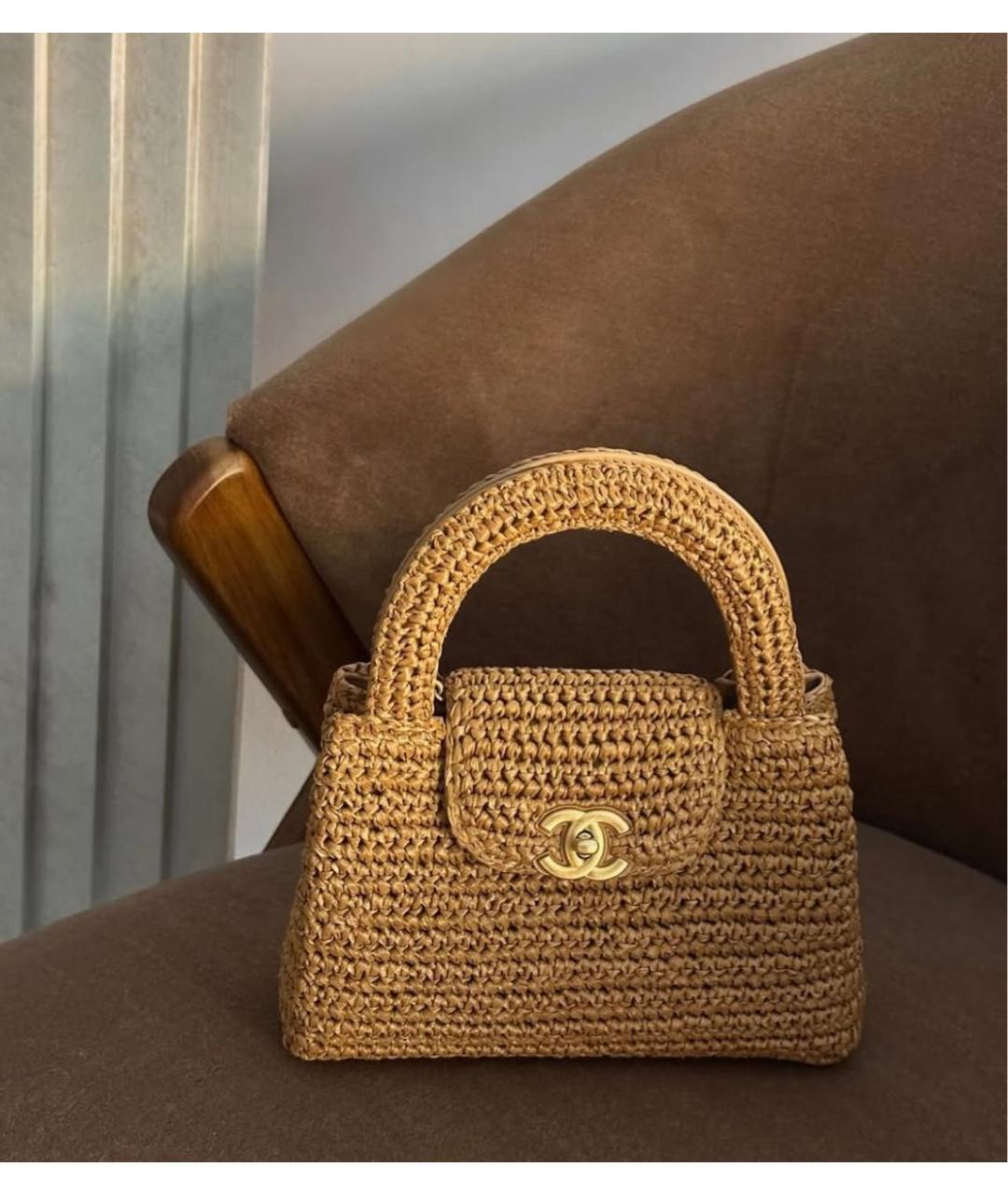 CHANEL Бежевая пелетеная сумка с короткими ручками, фото 4