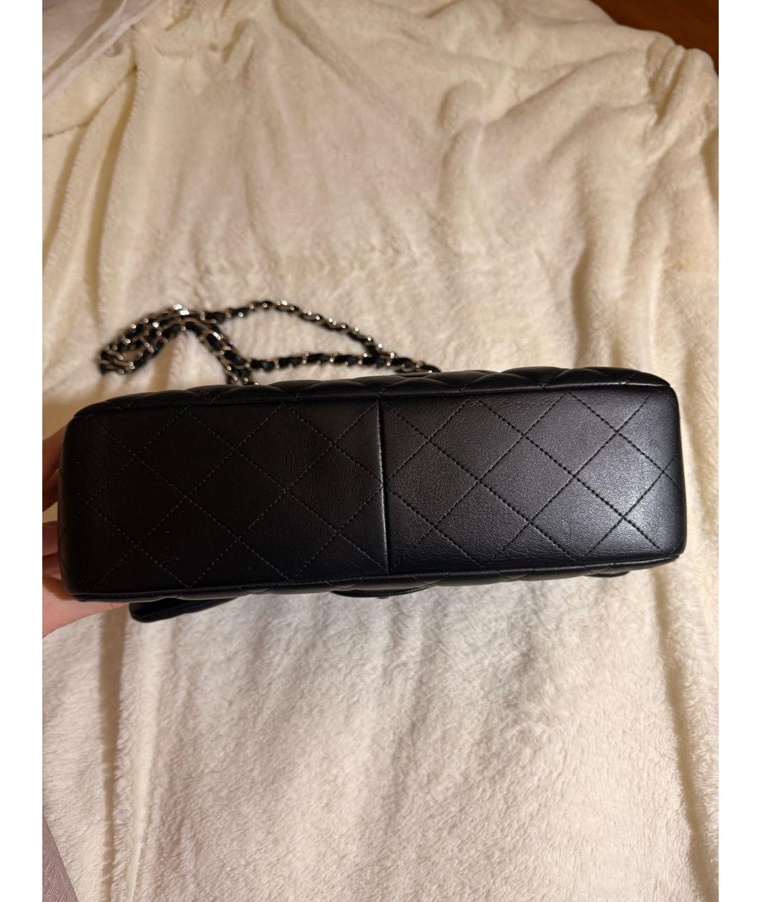 CHANEL Черная кожаная сумка через плечо, фото 5