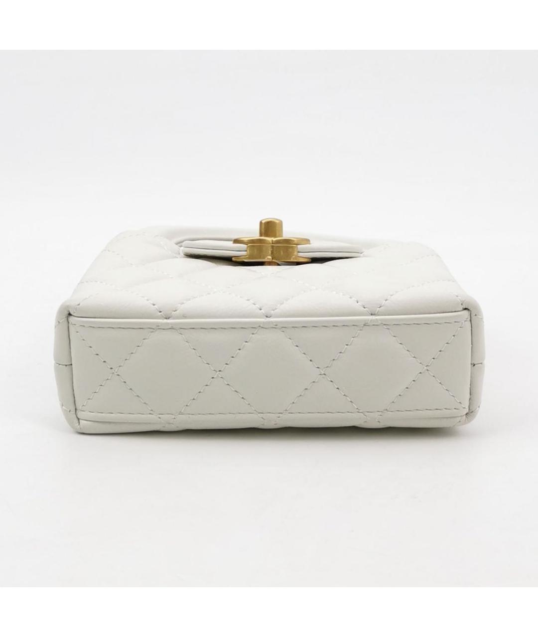 CHANEL Белая кожаная сумка через плечо, фото 4