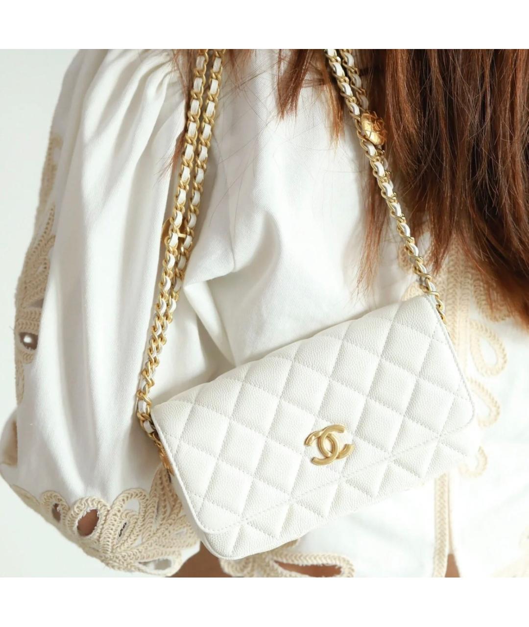 CHANEL Белая кожаная сумка через плечо, фото 4