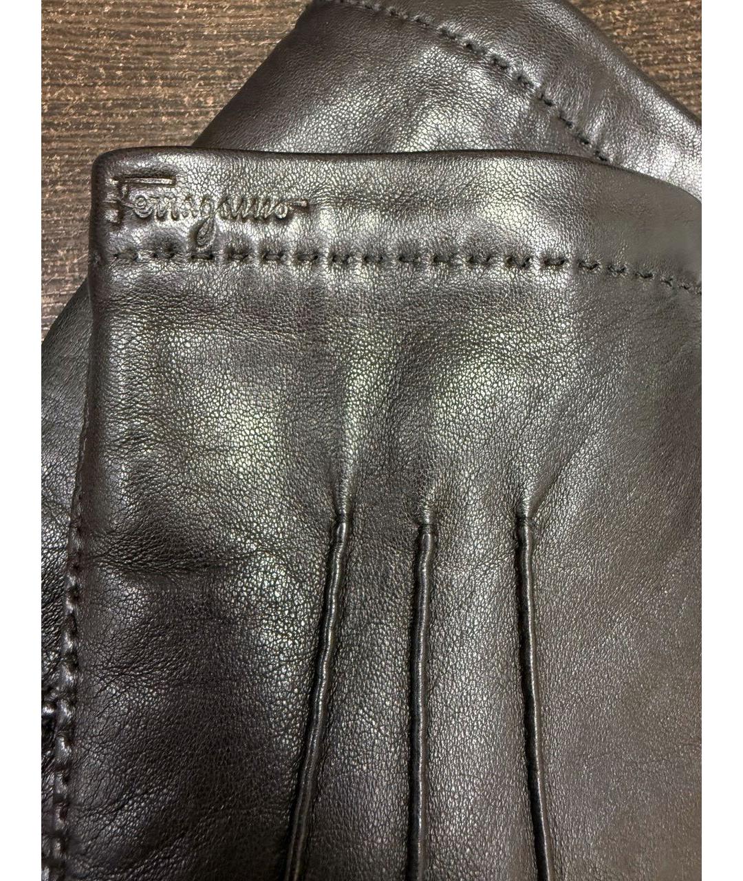 FERRAGAMO Черные кожаные перчатки, фото 4