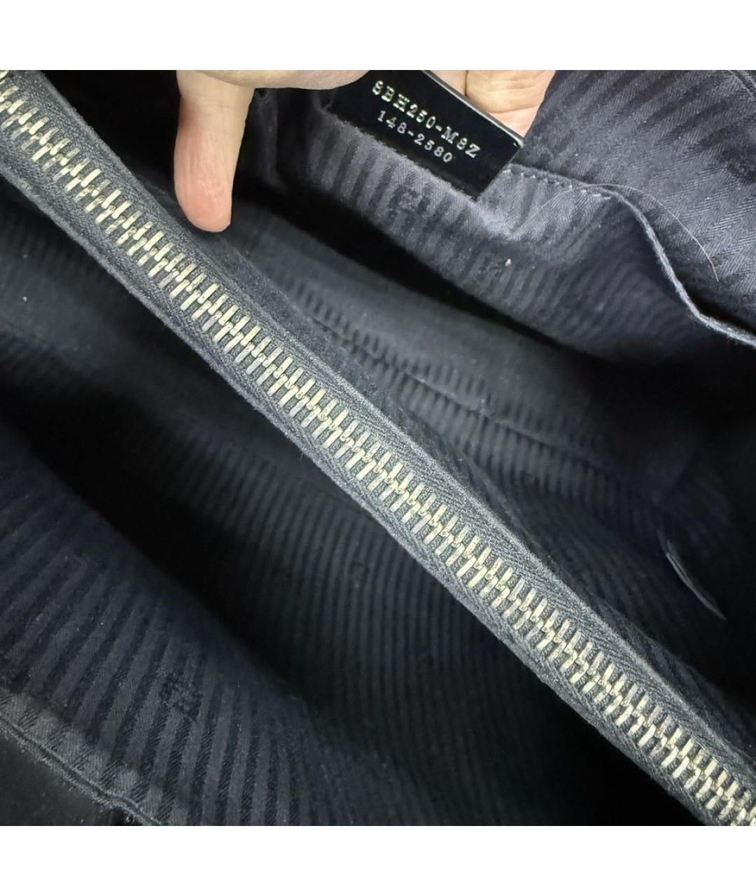 FENDI Черная сумка через плечо из лакированной кожи, фото 6