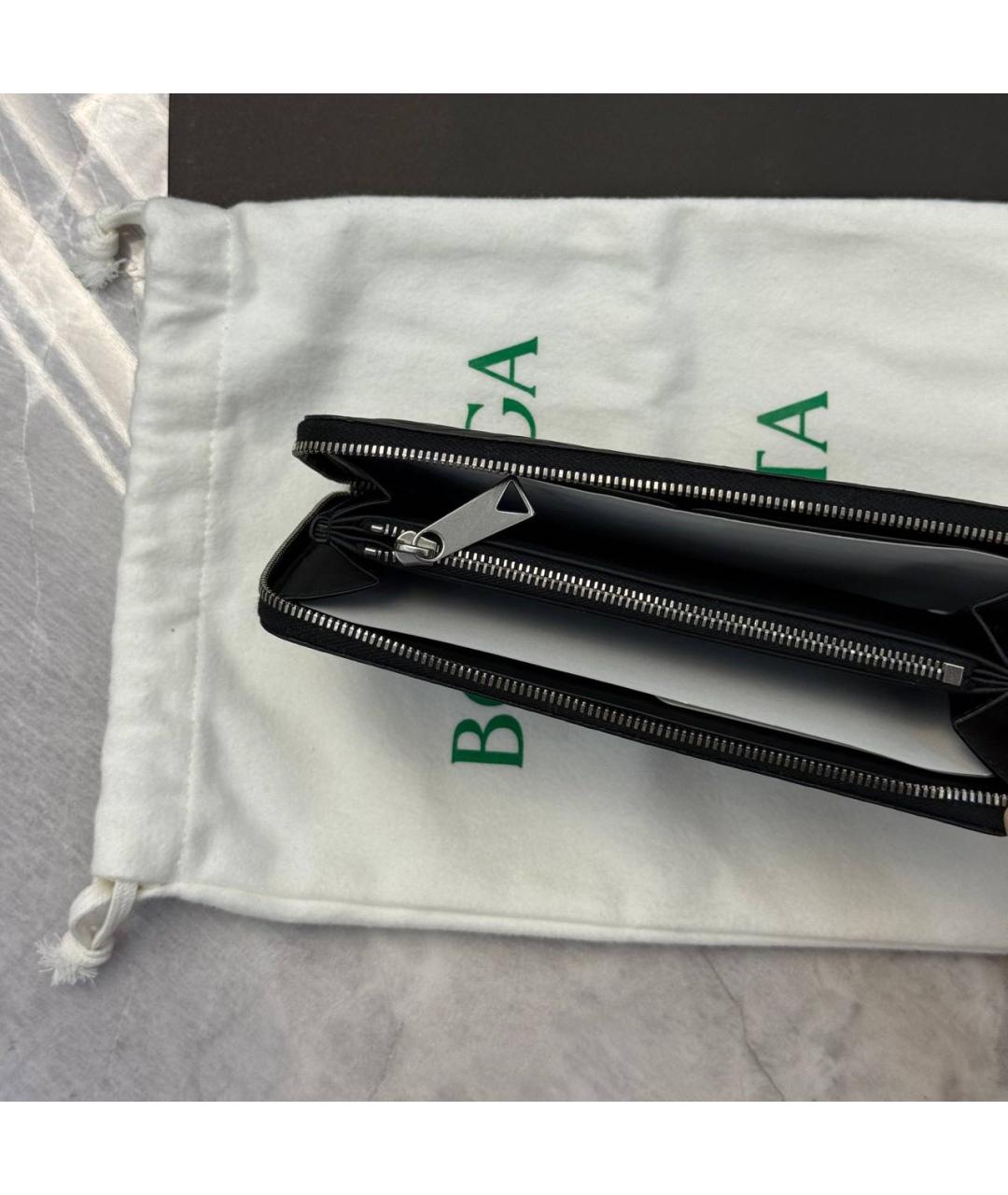 BOTTEGA VENETA Черный кожаный кошелек, фото 3