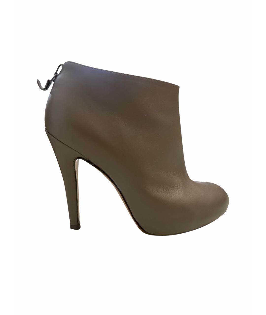 FERRAGAMO Серые кожаные ботильоны, фото 1