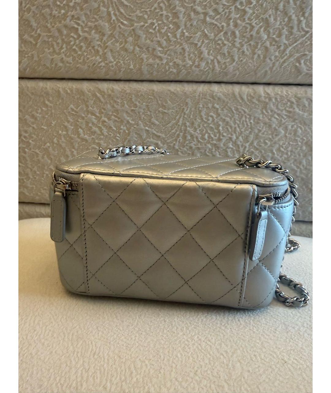 CHANEL Серебряная кожаная сумка через плечо, фото 3