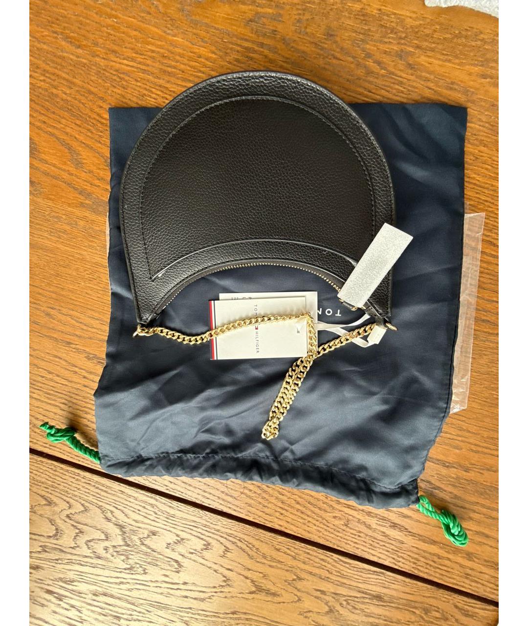 TOMMY HILFIGER Черная кожаная сумка через плечо, фото 3