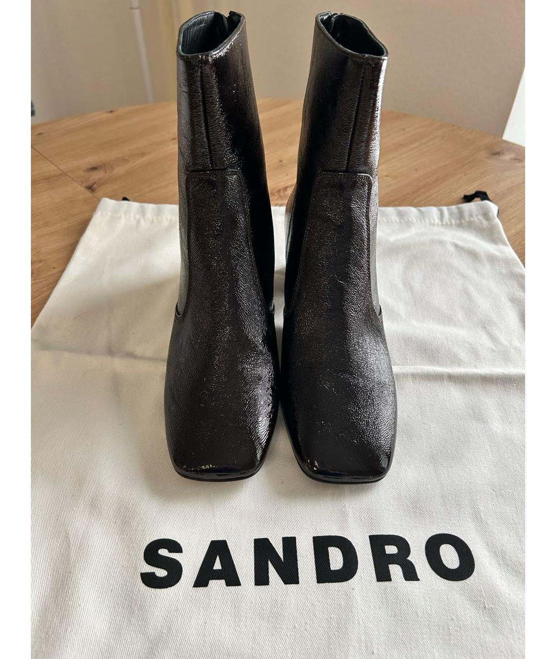 SANDRO Коричневые ботильоны из лакированной кожи, фото 2