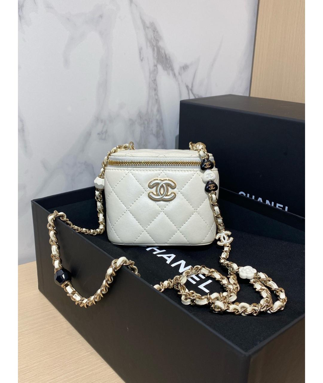 CHANEL Белая кожаная сумка через плечо, фото 4