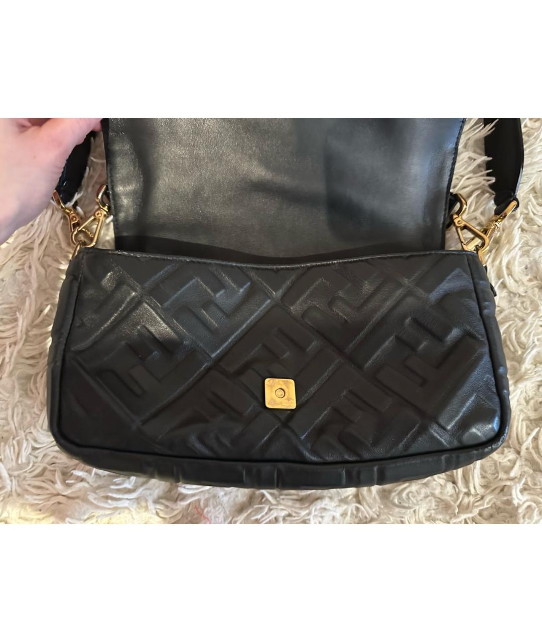 FENDI Черная кожаная сумка через плечо, фото 3