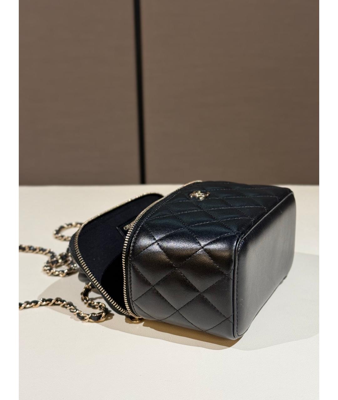 CHANEL Черная кожаная сумка через плечо, фото 7