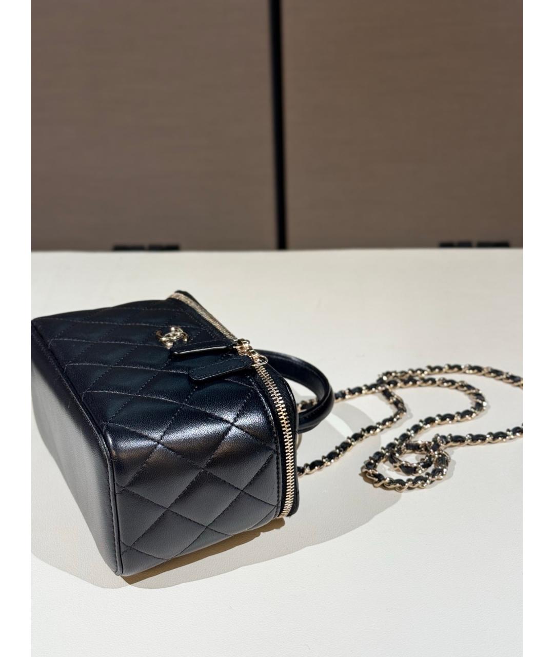 CHANEL Черная кожаная сумка через плечо, фото 4