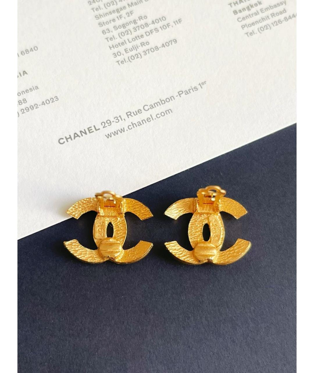 CHANEL Золотые металлические клипсы, фото 3
