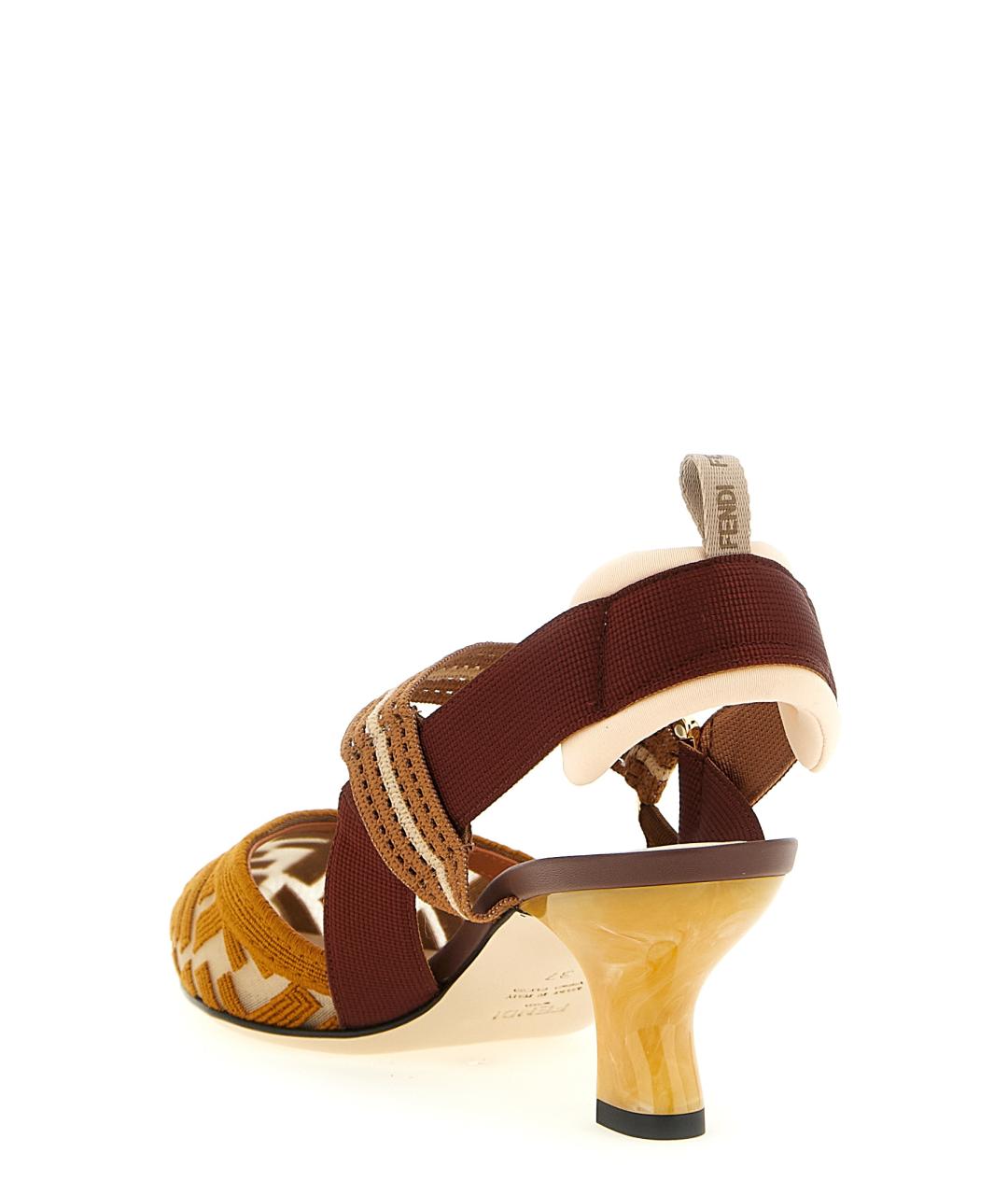 FENDI Коричневые текстильные туфли, фото 3