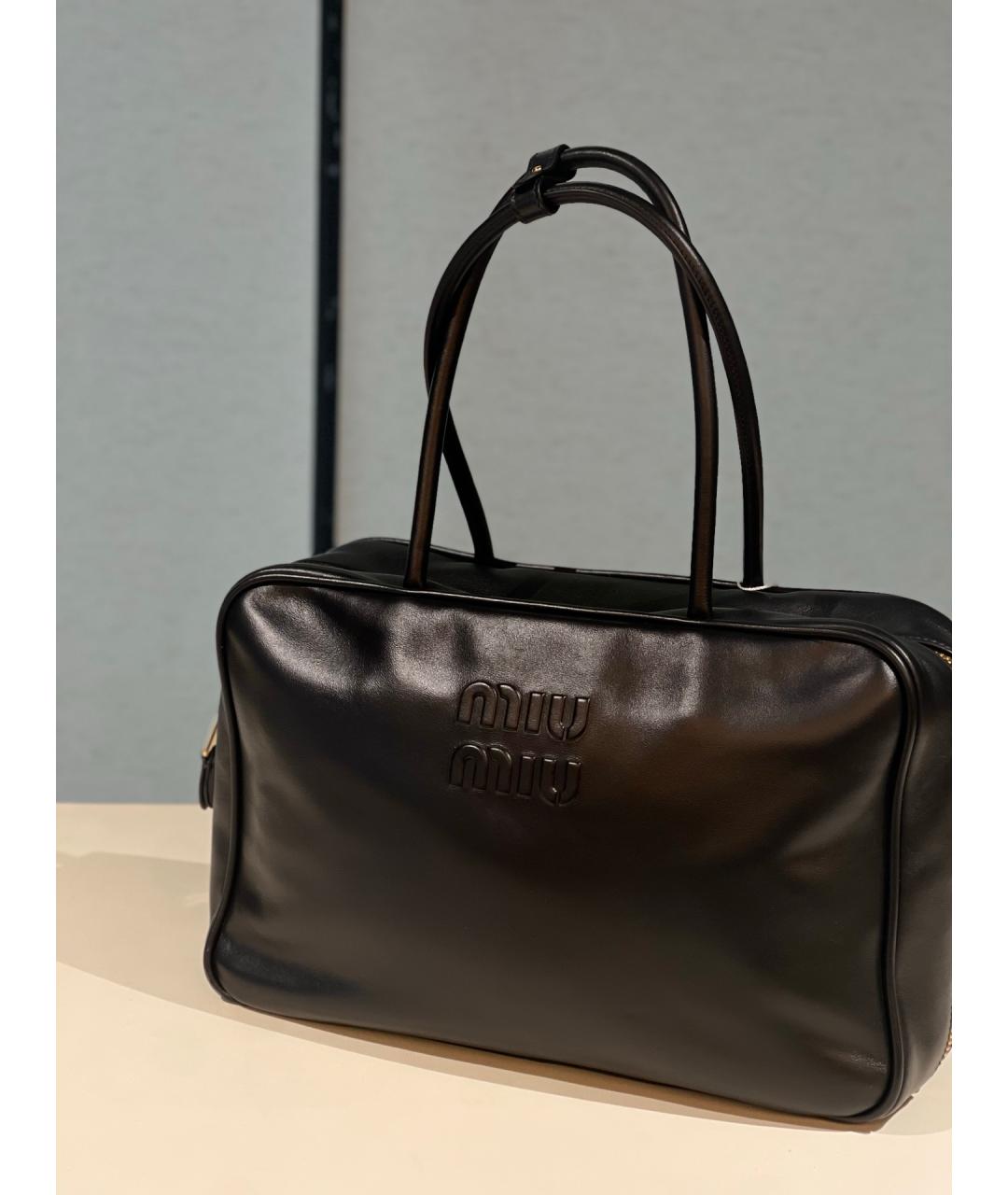 MIU MIU Черная кожаная сумка через плечо, фото 2