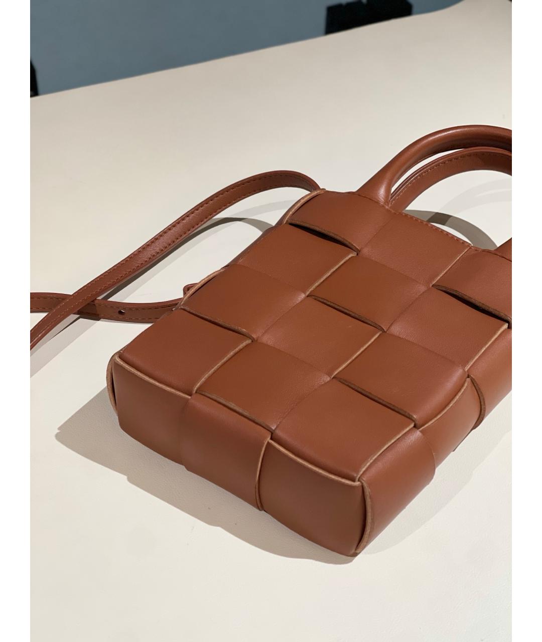 BOTTEGA VENETA Коричневая кожаная сумка через плечо, фото 6