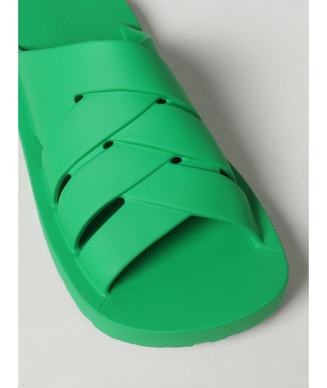BOTTEGA VENETA Зеленые резиновые шлепанцы, фото 4