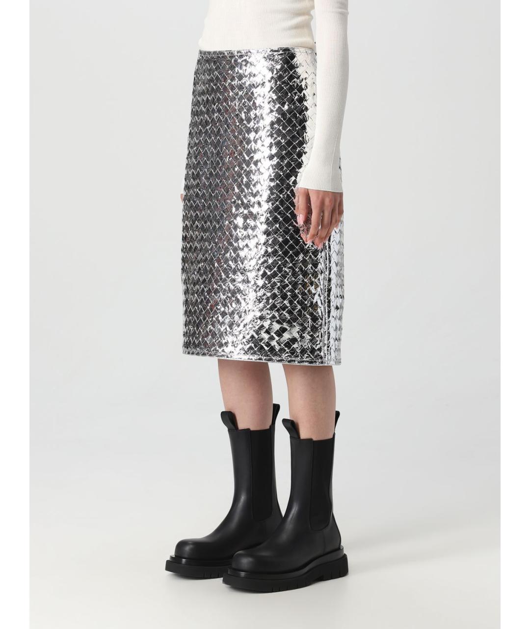 BOTTEGA VENETA Серебряная кожаная юбка миди, фото 5