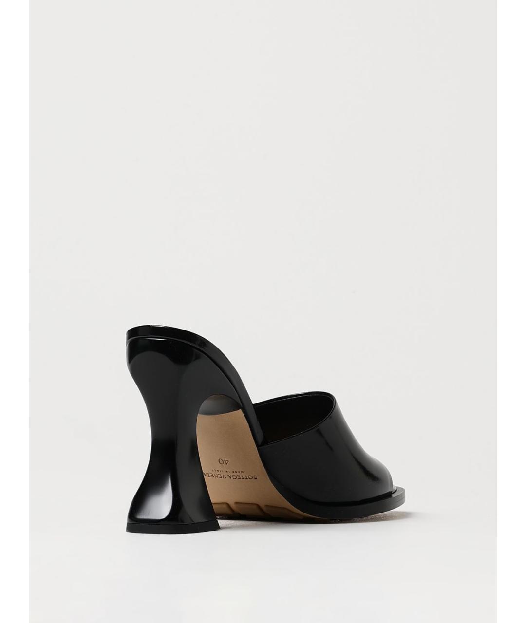 BOTTEGA VENETA Черные кожаные мюли, фото 3