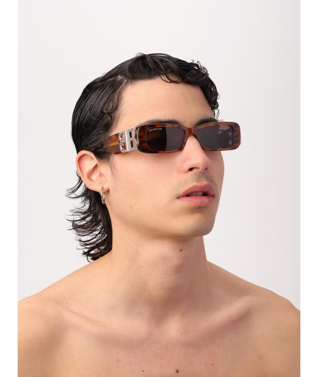 BALENCIAGA Коричневые пластиковые солнцезащитные очки, фото 3