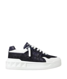 VALENTINO Низкие кроссовки / кеды