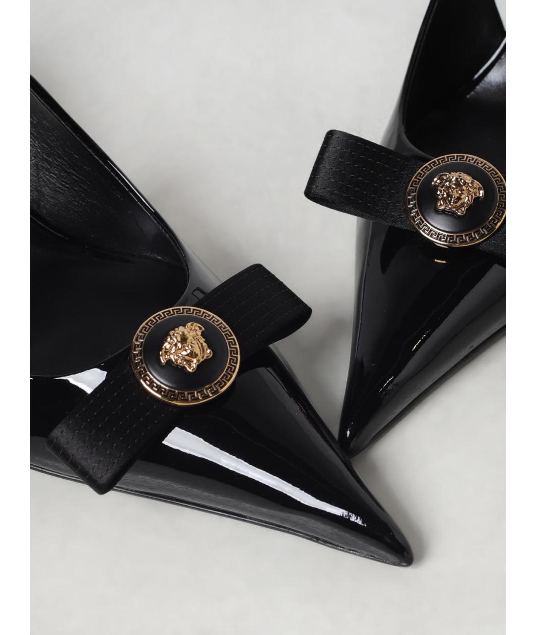 VERSACE Черные туфли из лакированной кожи, фото 4
