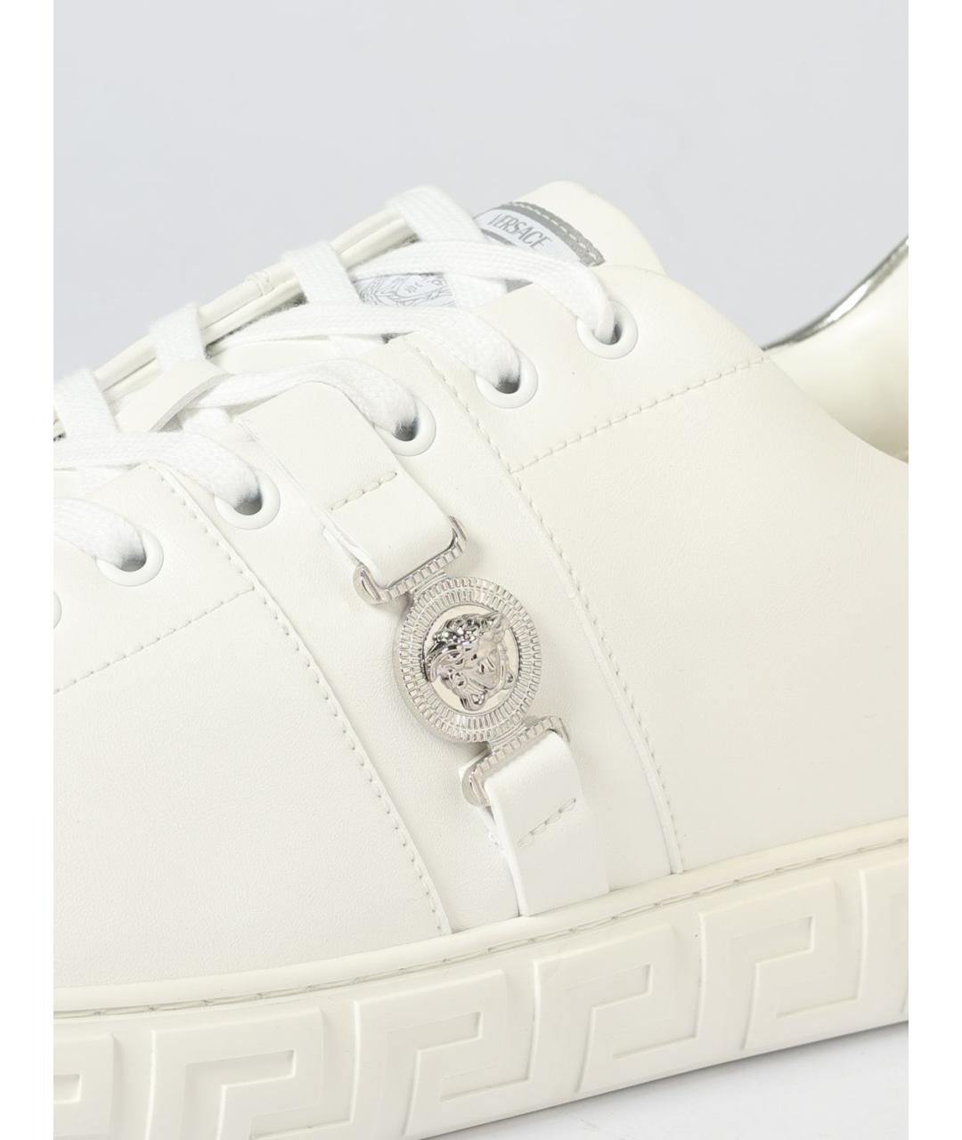 VERSACE Белые низкие кроссовки / кеды из искусственной кожи, фото 4