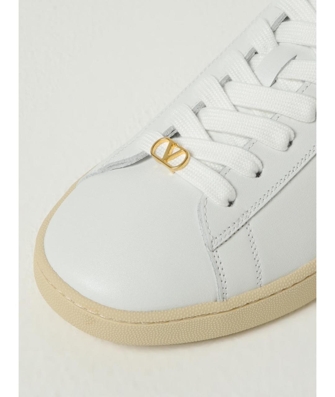 VALENTINO Белые кожаные низкие кроссовки / кеды, фото 4