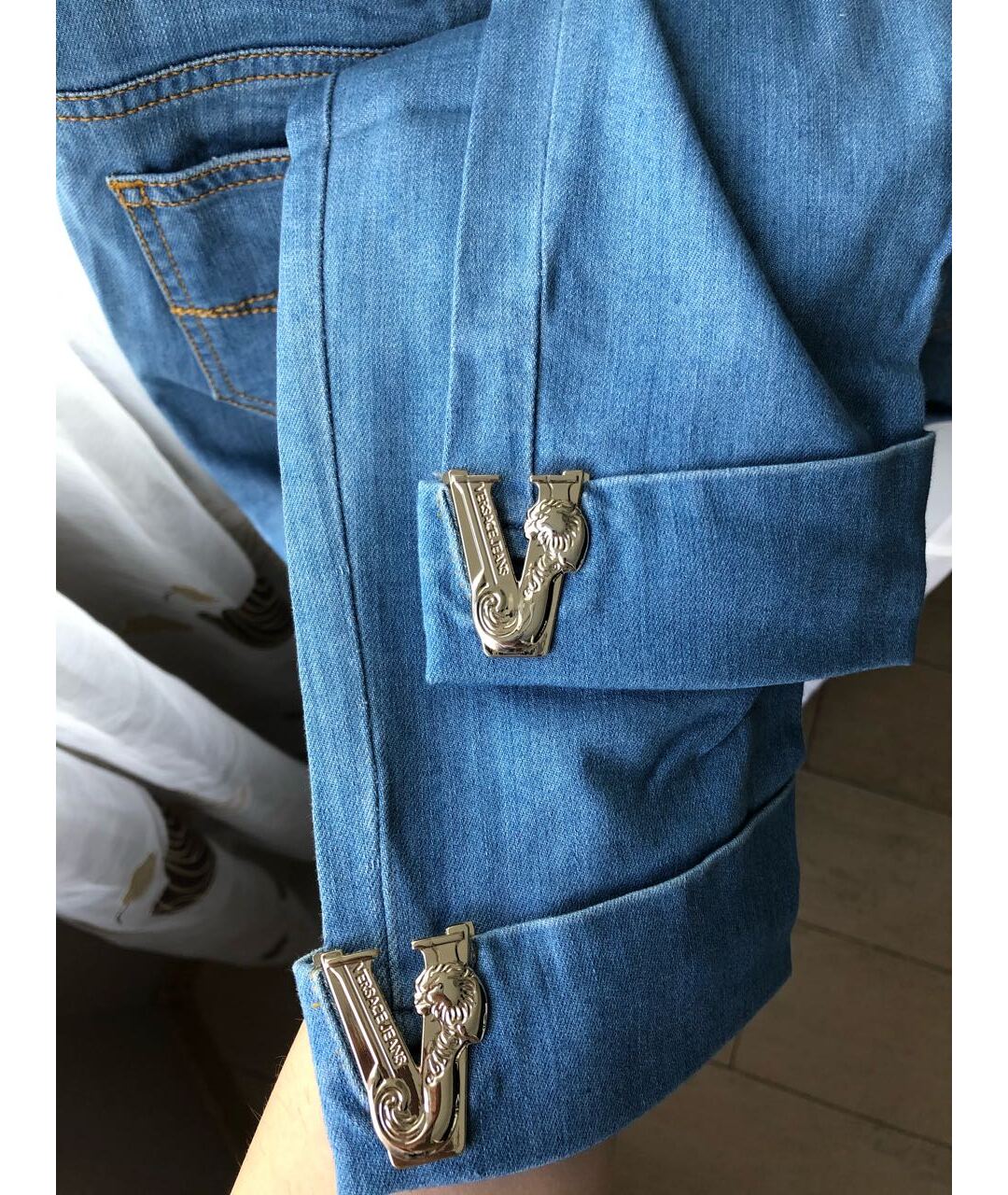 VERSACE JEANS COUTURE Голубые хлопко-эластановые джинсы слим, фото 7