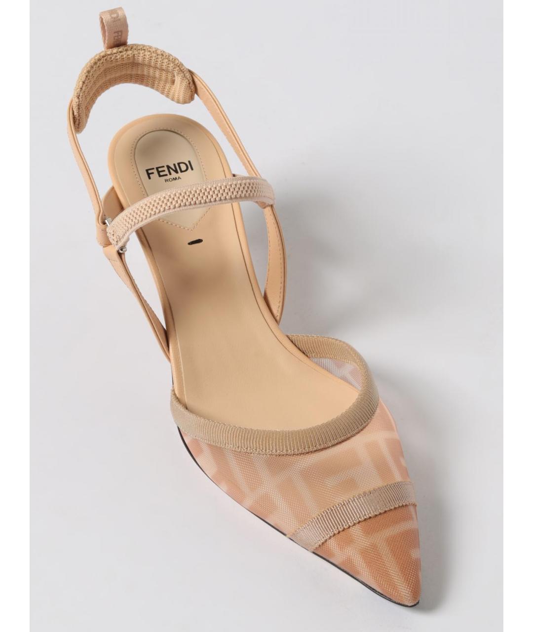 FENDI Бежевые текстильные туфли, фото 4