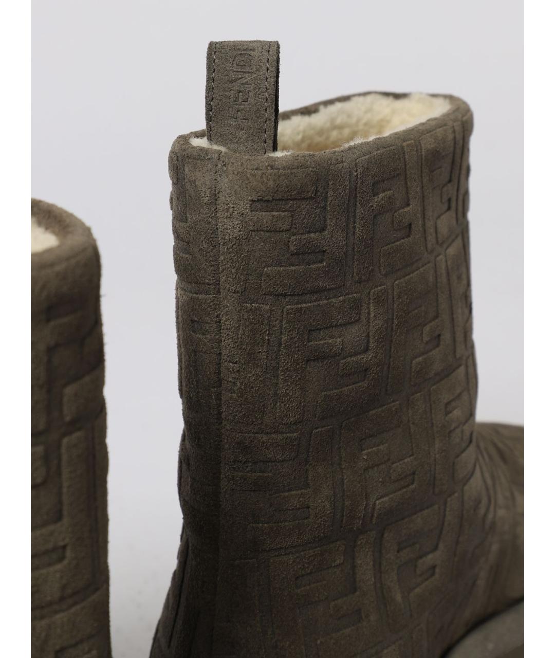 FENDI Серые замшевые сапоги, фото 4