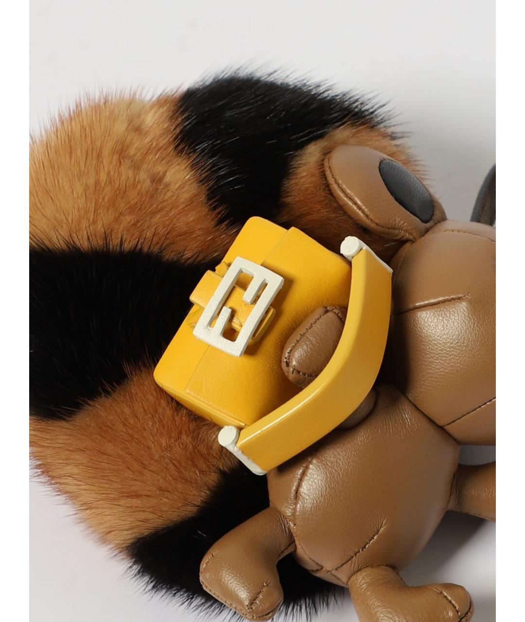 FENDI Коричневый брелок, фото 3