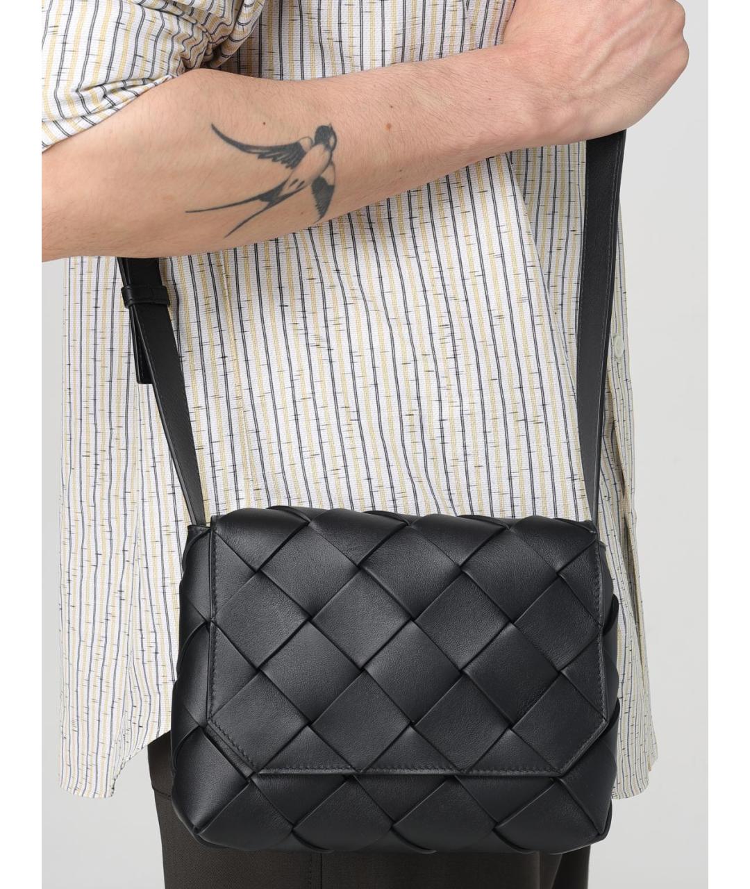 BOTTEGA VENETA Черная кожаная сумка на плечо, фото 2