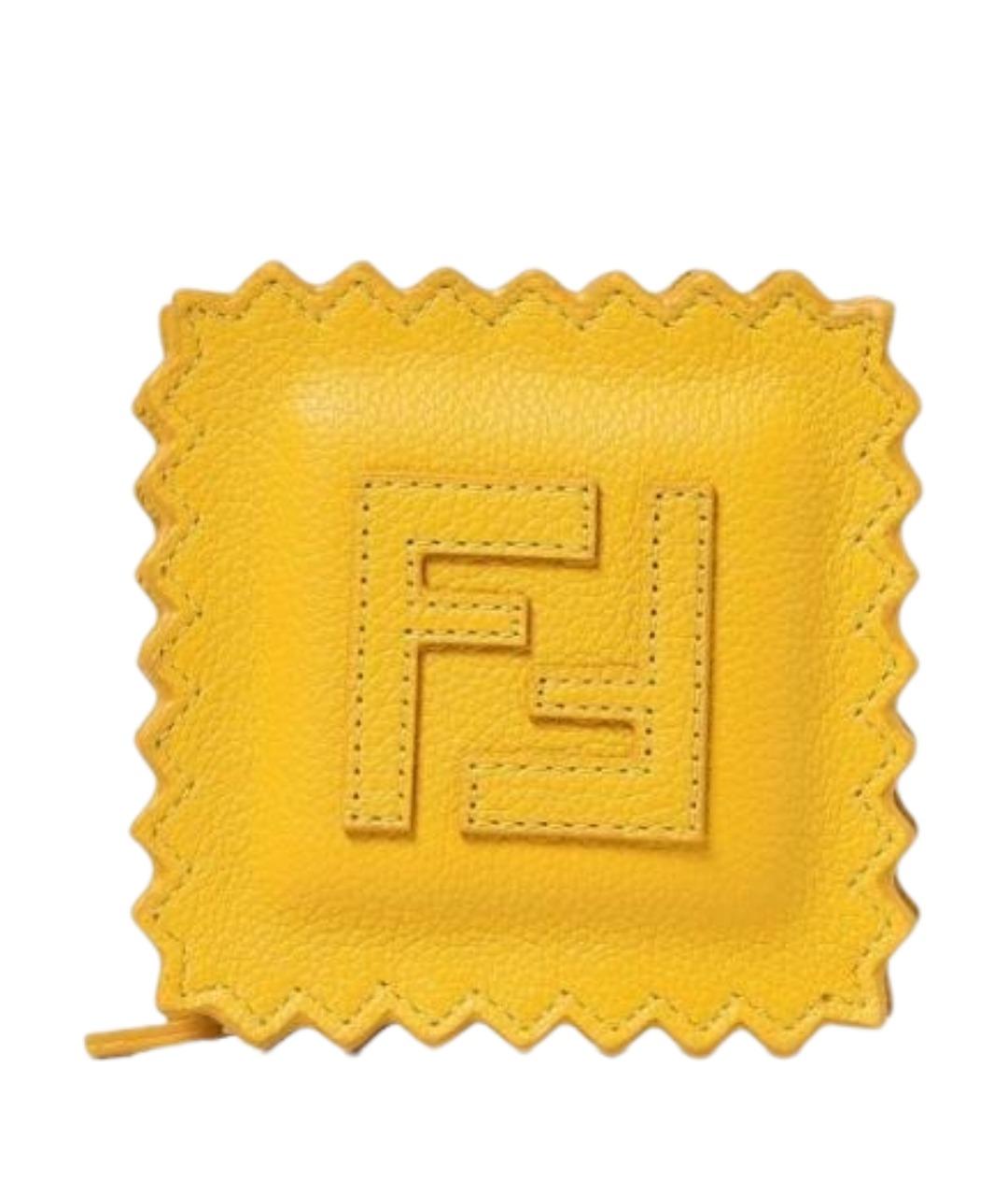 FENDI Желтый брелок, фото 1