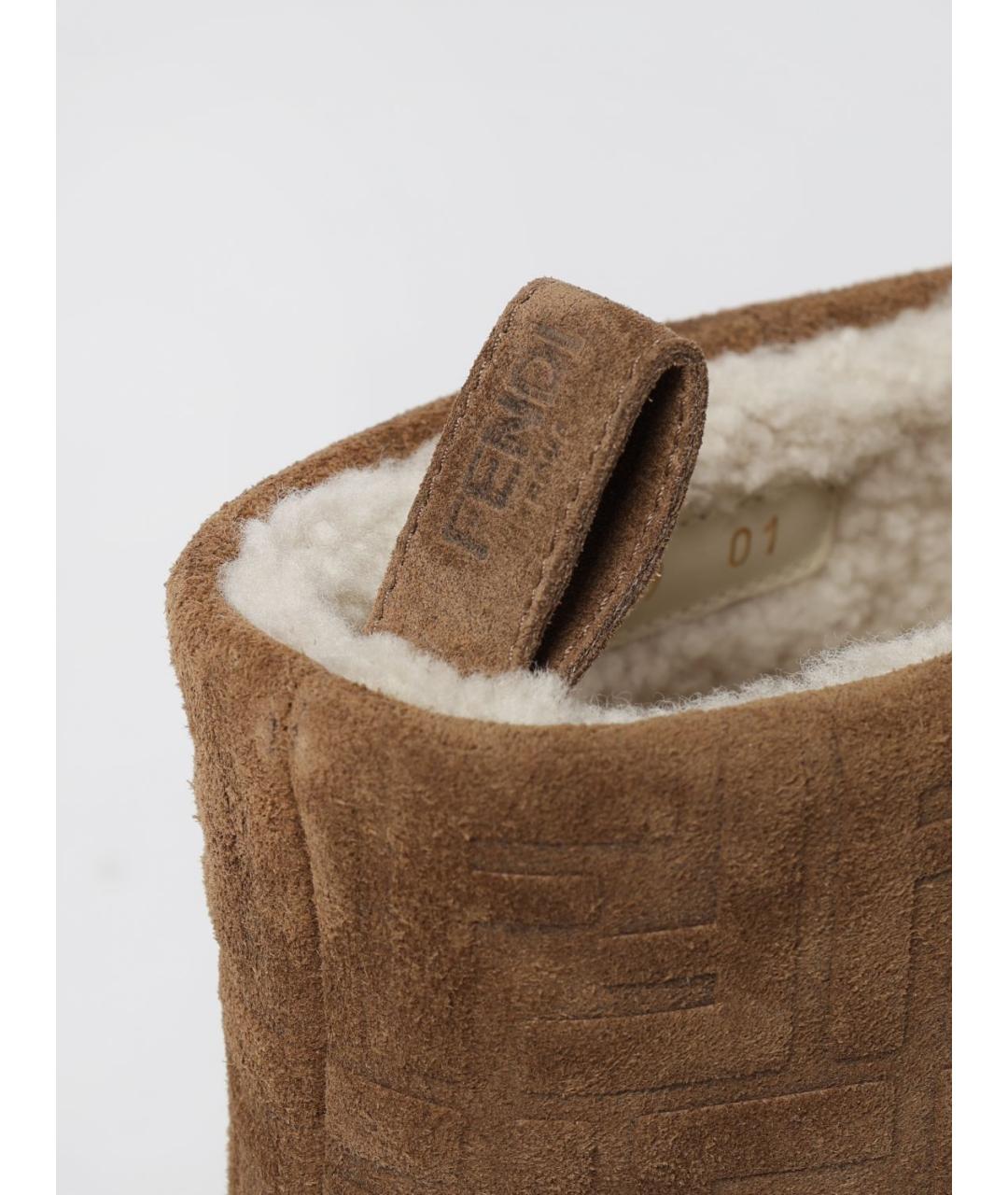 FENDI Коричневые замшевые высокие ботинки, фото 4