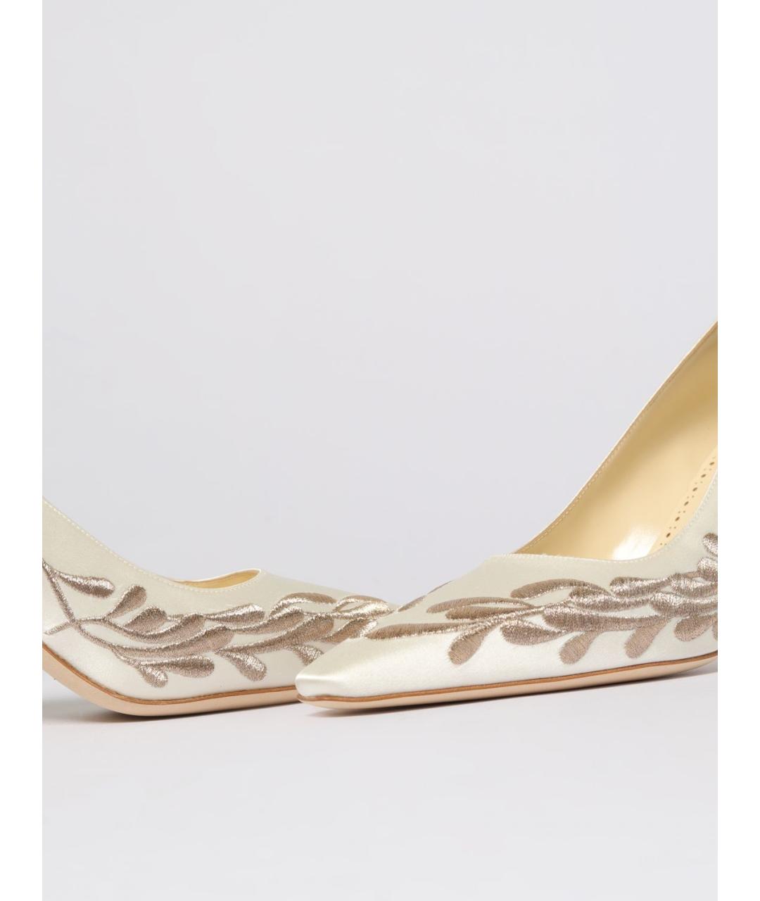 MANOLO BLAHNIK Бежевые текстильные туфли, фото 4