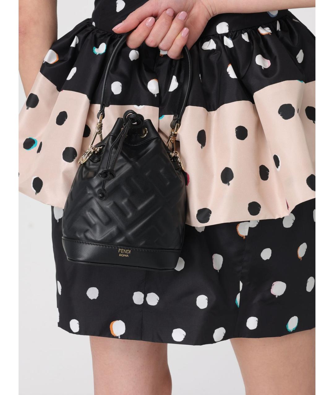 FENDI Черная кожаная сумка через плечо, фото 2