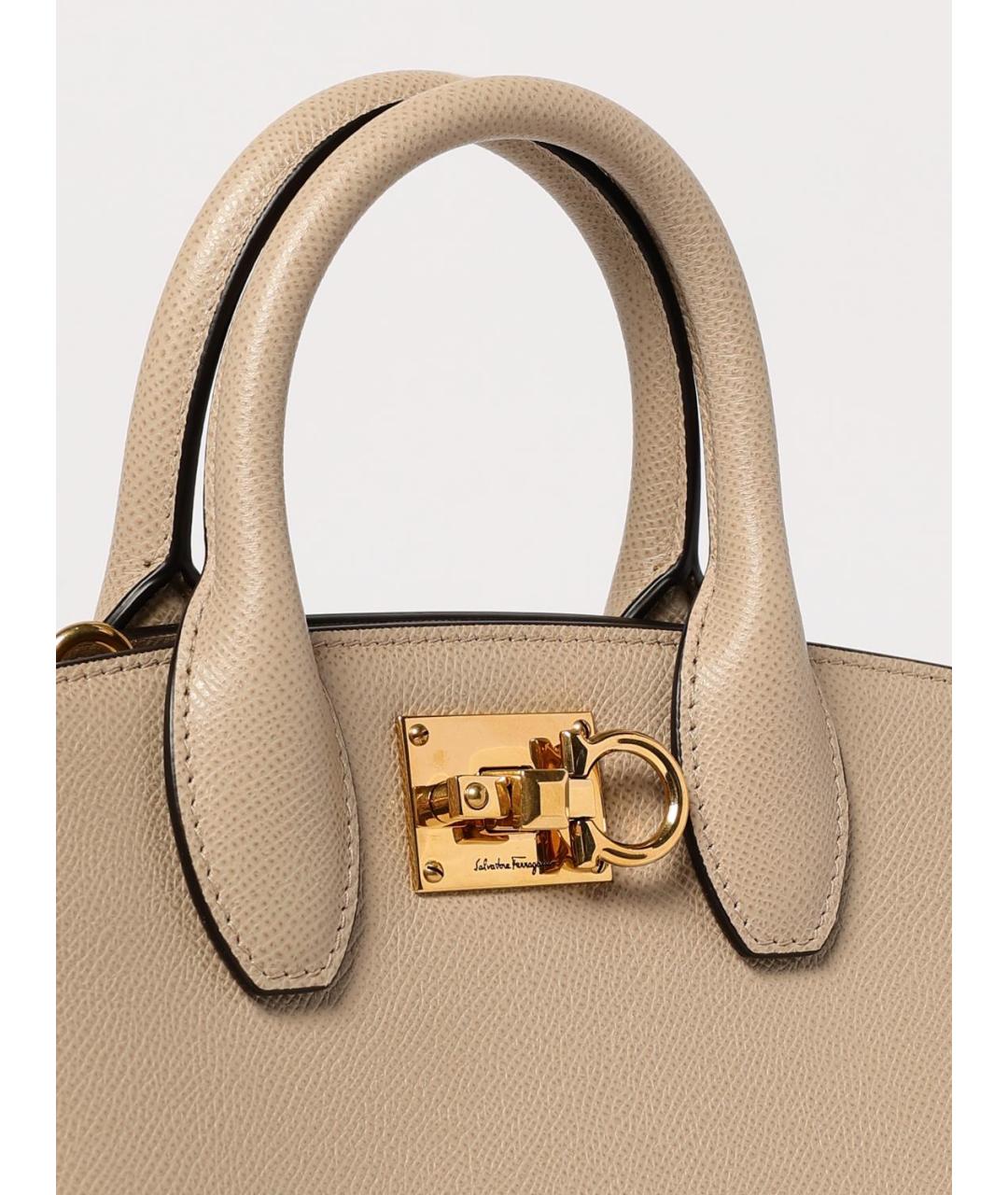 FERRAGAMO Бежевая кожаная сумка тоут, фото 4