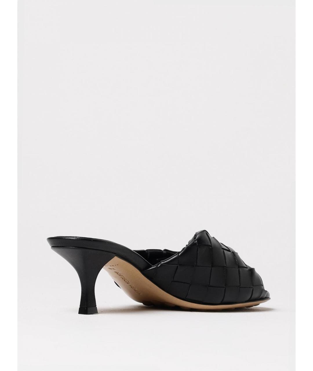 BOTTEGA VENETA Черные кожаные мюли, фото 3